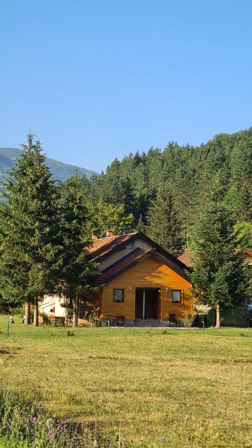 Apartmani Sarovic Tjentiste Dış mekan fotoğraf